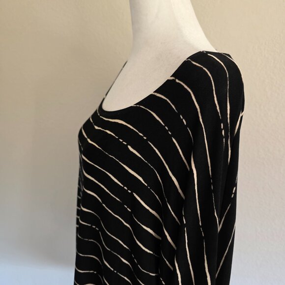 Chico's Travelers Top Tunic Size 2 Large Stretch Black Tan Stripe Relax Fit - Picture 4 of 8